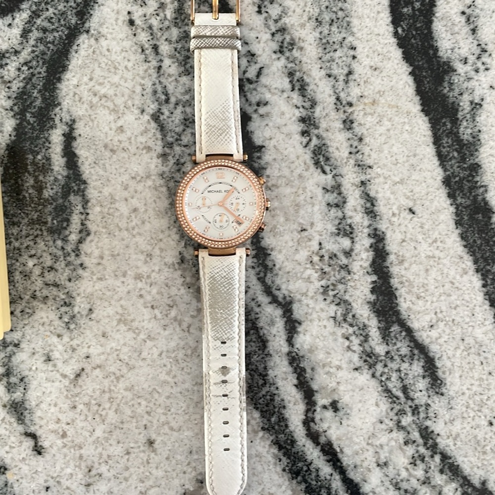 Michael Kors Parker Women’s Watch with leather band rose gold - Picture 7 of 10